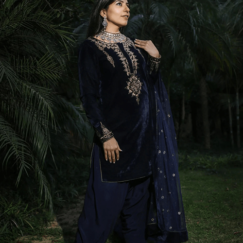 Navy Blue Threadwork Short Suit